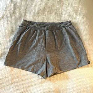 Lulu lemon fast & free lined 6” running shorts. Grey, men’s large
